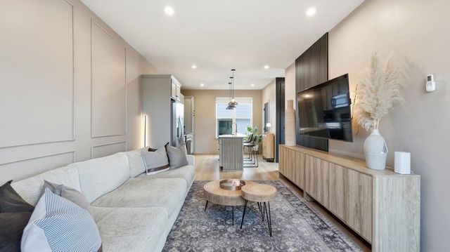 331 E Village Ln, Nashville, TN 37216