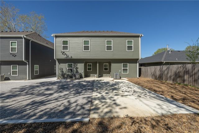 820 S Dockery Lane 1 & 2, Fayetteville, AR 72701