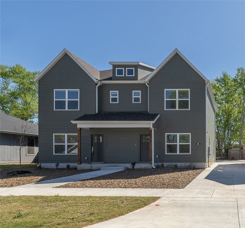 820 S Dockery Lane 1 & 2, Fayetteville, AR 72701
