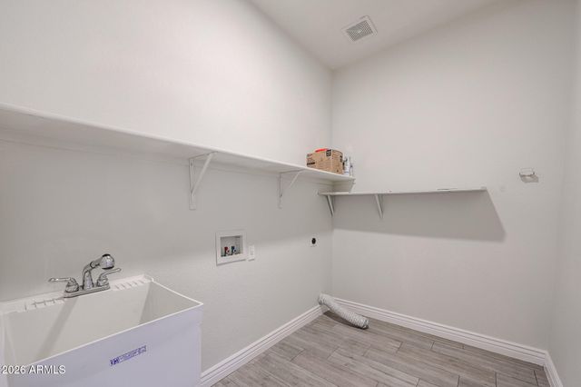 11800 W VIRGINIA Avenue, Avondale, AZ 85392