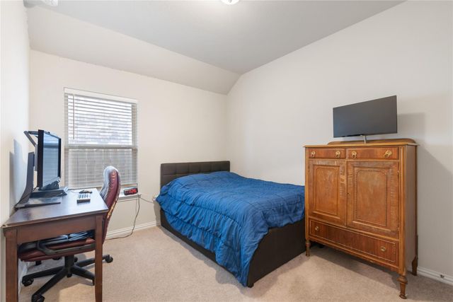 620 Stonewood LN, Buda, TX 78610