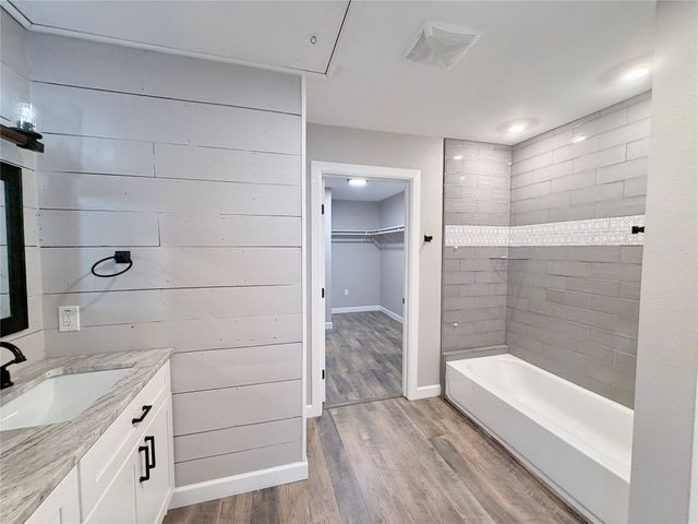 710 N Rusk Street, Weatherford, TX 76086