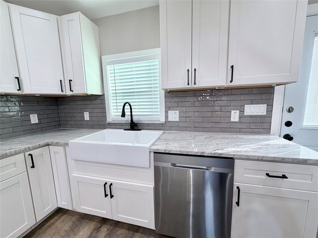 710 N Rusk Street, Weatherford, TX 76086