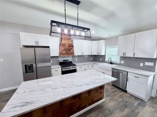 710 N Rusk Street, Weatherford, TX 76086