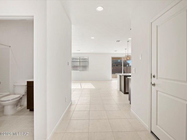 5160 W Bowen House Road, Tucson, AZ 85757