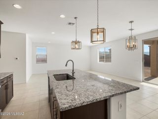 5160 W Bowen House Road, Tucson, AZ 85757