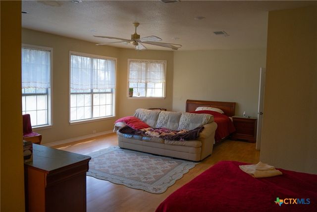 402 Polar Circle, Harker Heights, TX 76548