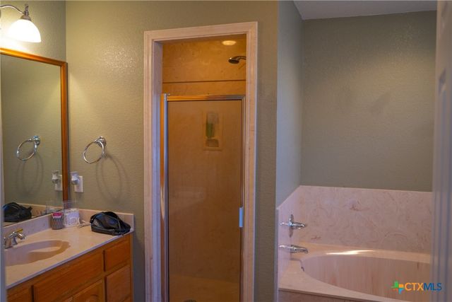 402 Polar Circle, Harker Heights, TX 76548