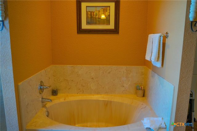 402 Polar Circle, Harker Heights, TX 76548