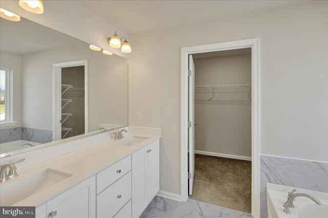 114 TEABERRY CT, Reading, PA 19608