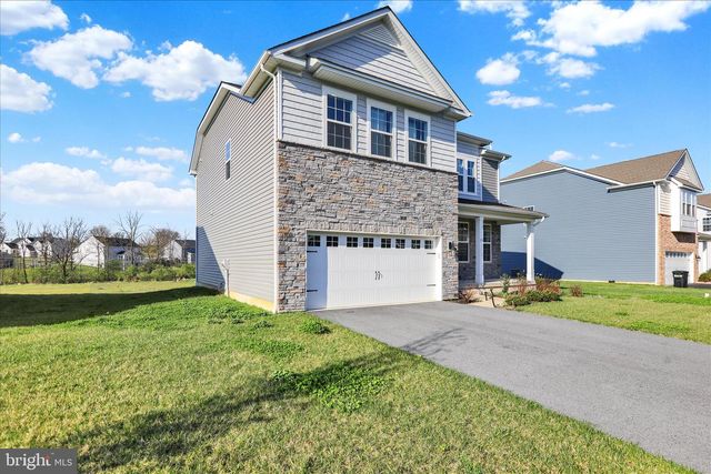 114 TEABERRY CT, Reading, PA 19608