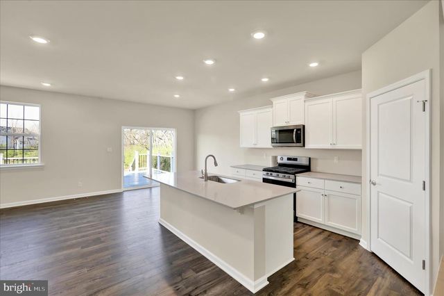 114 TEABERRY CT, Reading, PA 19608