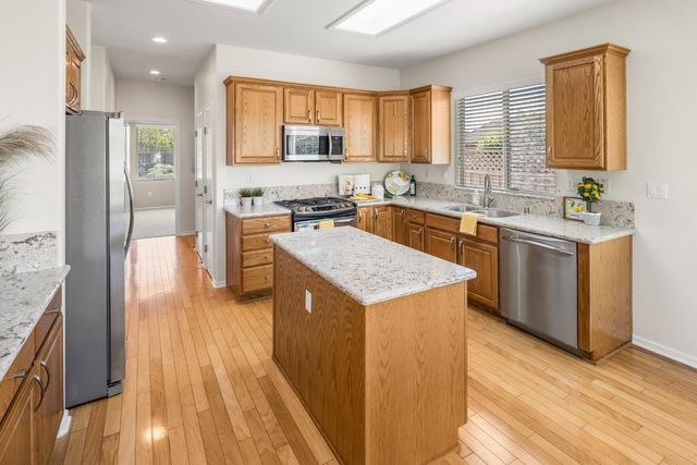 1780 Mary Rose Ln, Lincoln, CA 95648