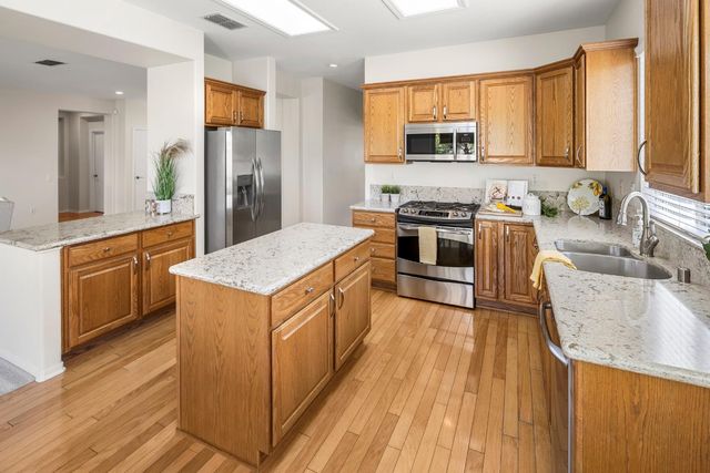 1780 Mary Rose Ln, Lincoln, CA 95648