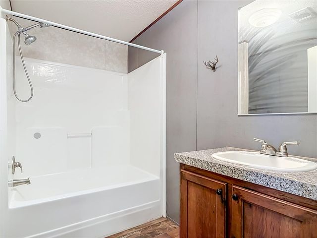 40628 PALM DRIVE, Eustis, FL 32736