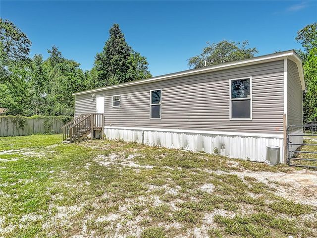 40628 PALM DRIVE, Eustis, FL 32736