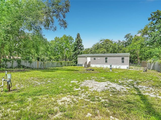 40628 PALM DRIVE, Eustis, FL 32736