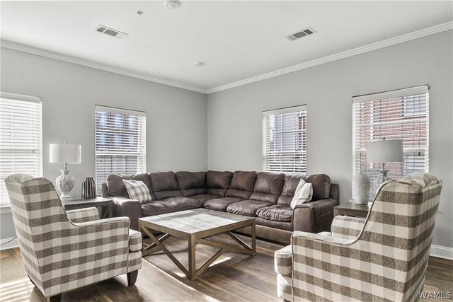 3218 Veterans Memorial 715, Tuscaloosa, AL 35405