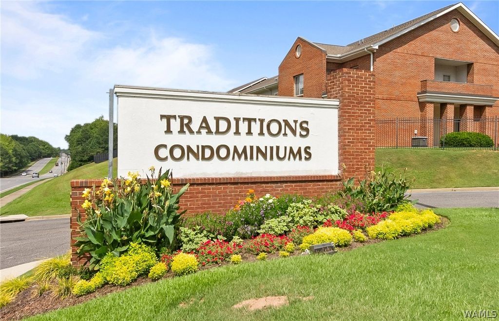 3218 Veterans Memorial 715, Tuscaloosa, AL 35405