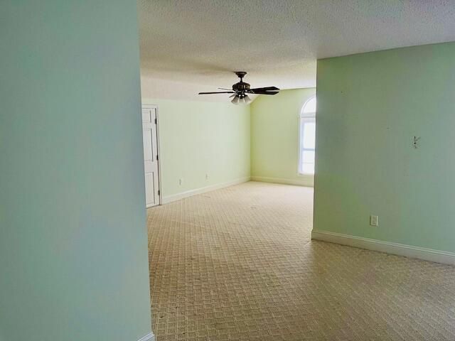 1356 Mckenzie Drive, Manning, SC 29102