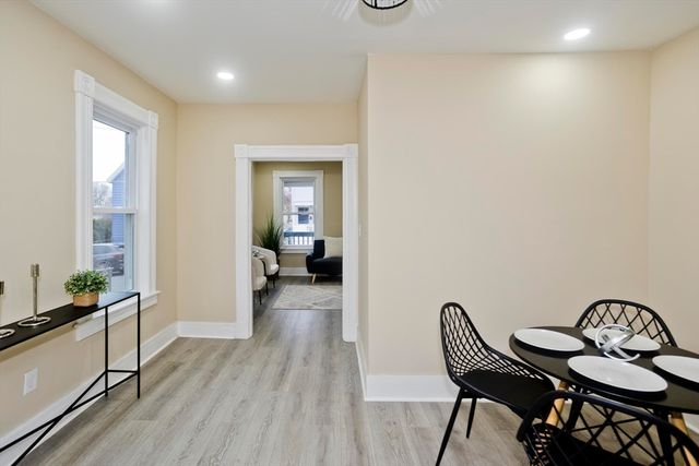 21 Chester St, Springfield, MA 01105