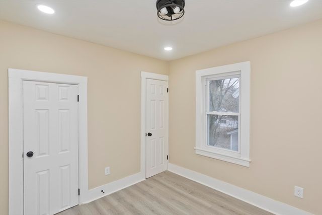 21 Chester St, Springfield, MA 01105