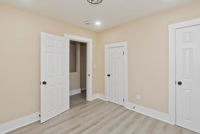 21 Chester St, Springfield, MA 01105