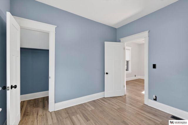 4930 N 33rd Avenue, Omaha, NE 68111