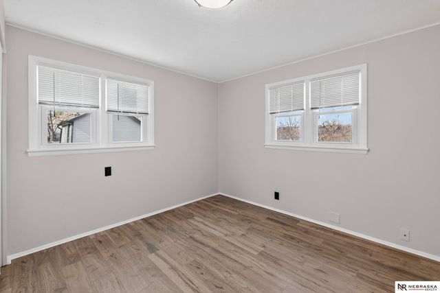 4930 N 33rd Avenue, Omaha, NE 68111