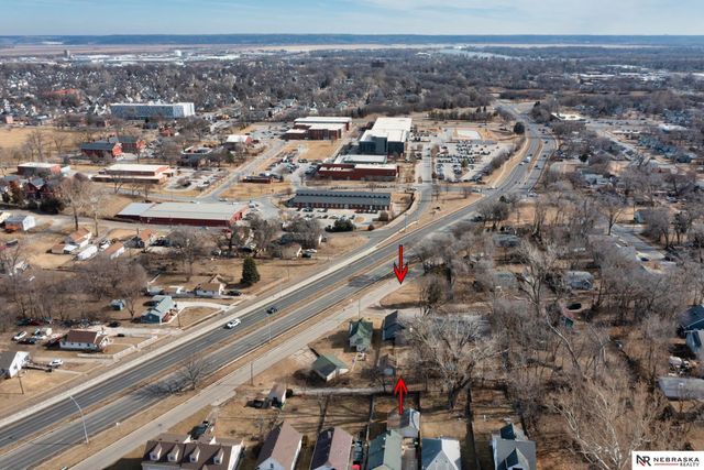 4930 N 33rd Avenue, Omaha, NE 68111