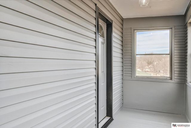 4930 N 33rd Avenue, Omaha, NE 68111