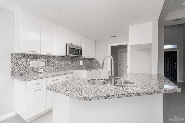 2004 Ginger Avenue, Weslaco, TX 78596