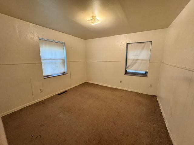 10609 Whitehaven Road, The Village, OK 73120