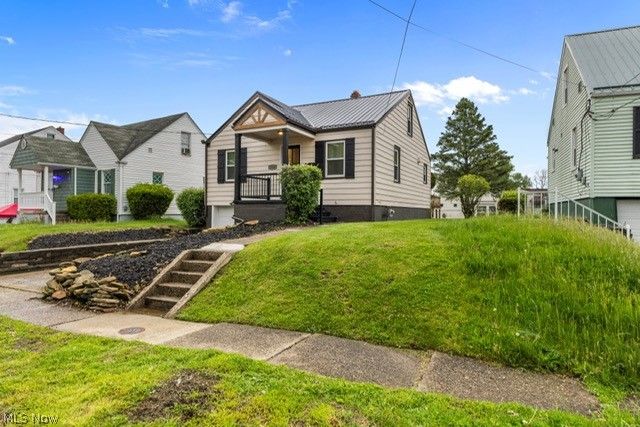1232 Swearingen Road, Weirton, WV 26062