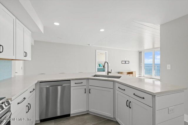 1601 OCEAN Drive 606, Jacksonville Beach, FL 32250