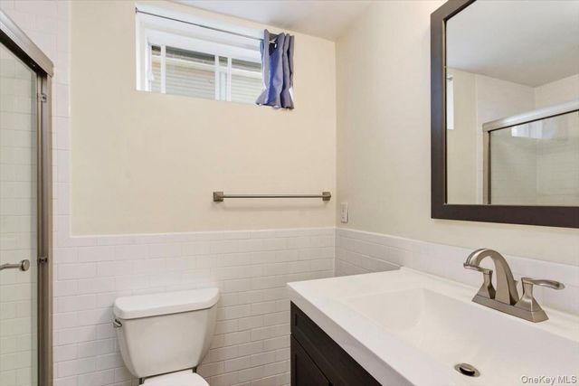 18 Barrett Place, Beacon, NY 12508