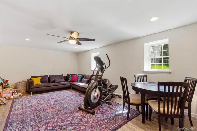 18 Barrett Place, Beacon, NY 12508