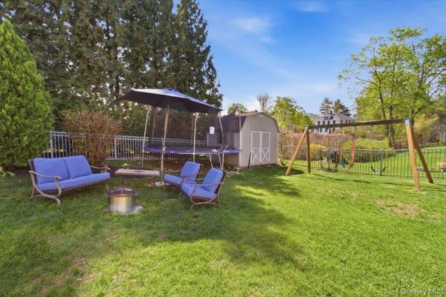 18 Barrett Place, Beacon, NY 12508