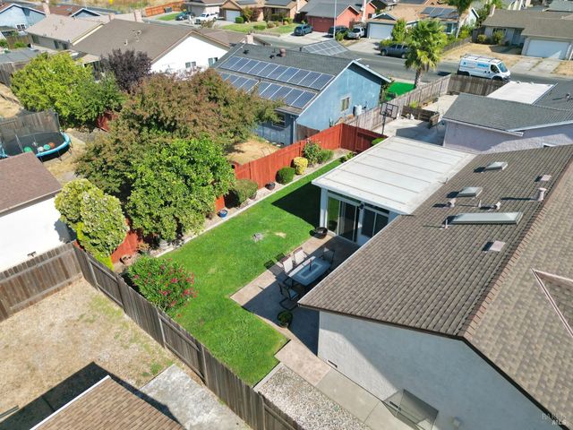 616 Emperor Dr, Suisun City, CA 94585