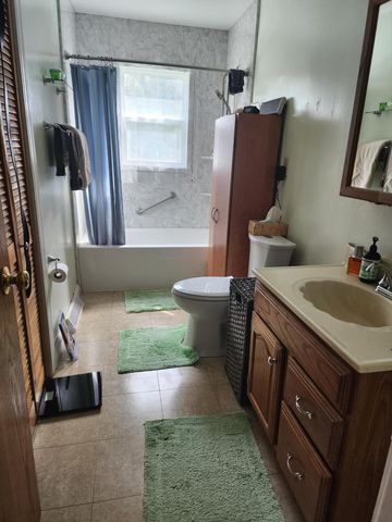 2971 New York Street, Lake Station, IN 46405