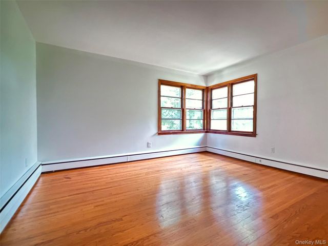 110 Montgomery Street, Rhinebeck, NY 12572