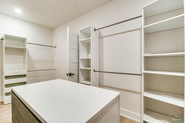 2329 Molino Bridge Rd, Pace, FL 32571