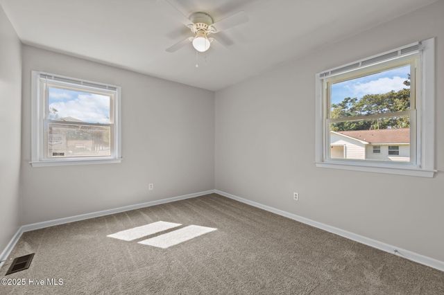 2503 Country Club Road, Jacksonville, NC 28546