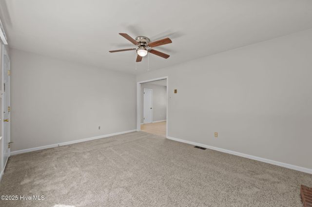 2503 Country Club Road, Jacksonville, NC 28546