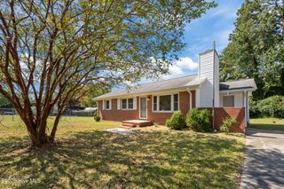 2503 Country Club Road, Jacksonville, NC 28546