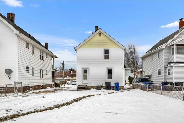 4306 W 52nd Street, Cleveland, OH 44144