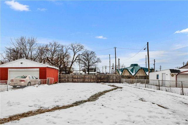 4306 W 52nd Street, Cleveland, OH 44144