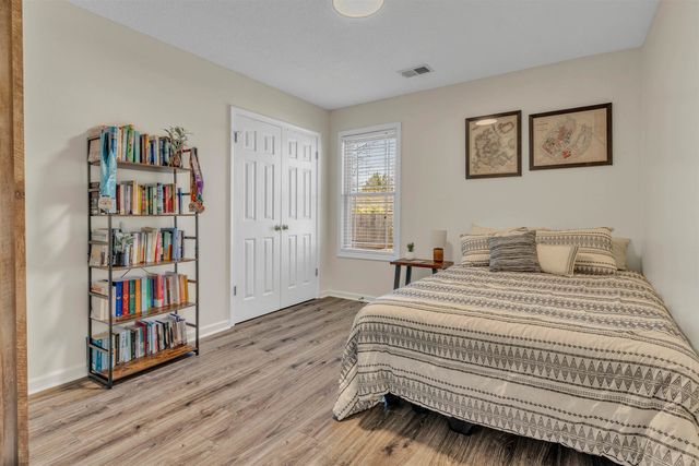 368 LITTLE OAK LN, Collierville, TN 38017