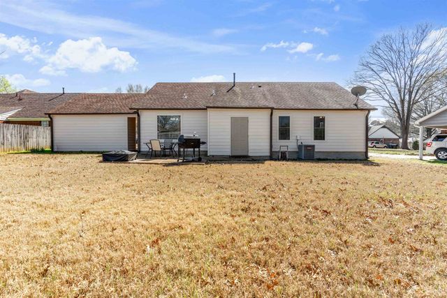 368 LITTLE OAK LN, Collierville, TN 38017