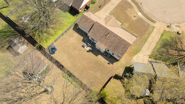 368 LITTLE OAK LN, Collierville, TN 38017